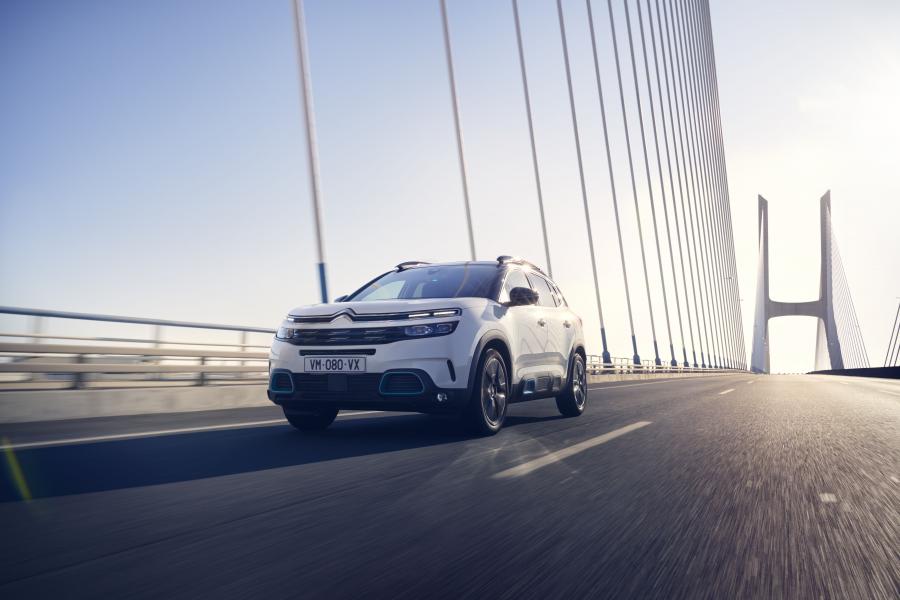  Citroen C5 Aircross SUV Hybrid 2019 года  (WW) (фото 12 из 49)